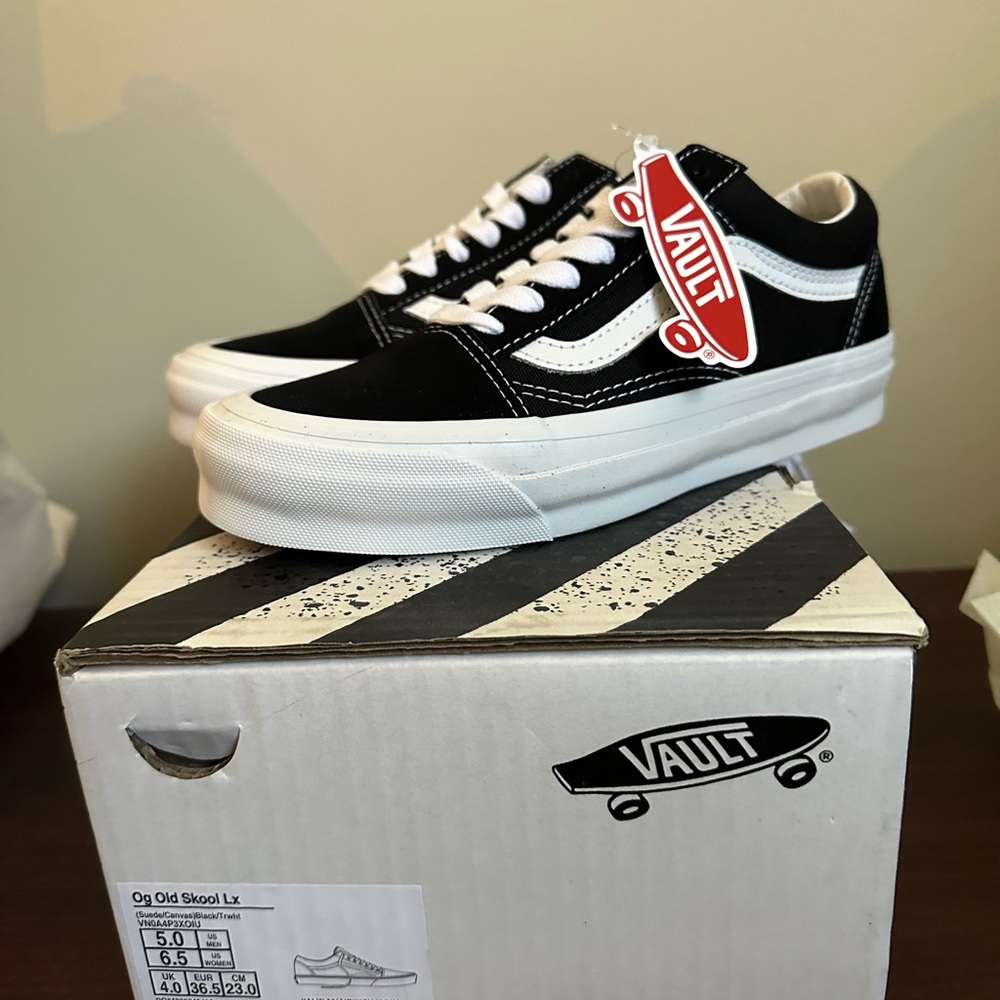 Vans Vault UA OG Old Skool LX